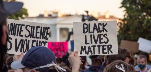 black-lives-matter-protesters-holding-signs